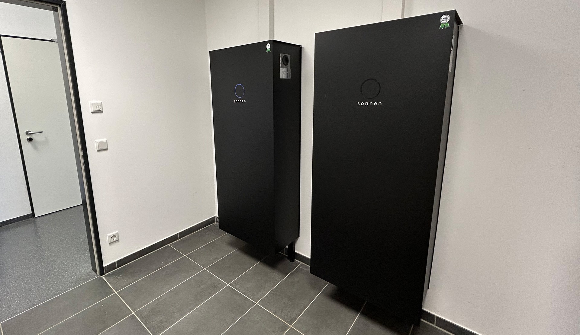 ABEL ReTec Referenz Isental Autobahn Technikraum 5261